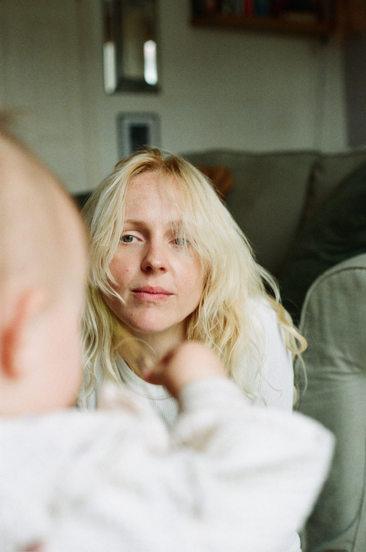 Laura Marling on Nostalgia, the Fear of Death, and Self-Promotion